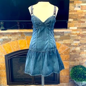 Adorable denim dress GUESS
